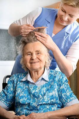 Grooming and Dressing tips for a loved one with Alzheimer’s